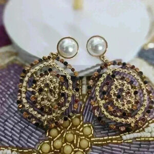 Beautiful post earrings ✨️